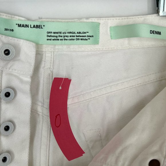 $535 Off-White White Black Logo Stone-Washed Distressed Denim Shorts size 27 - Picture 11 of 12